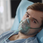 grafika pacjent2 150x150 - Pacjent pod respiratorem też człowiek – skuteczna reakcja na błędy medyczne
